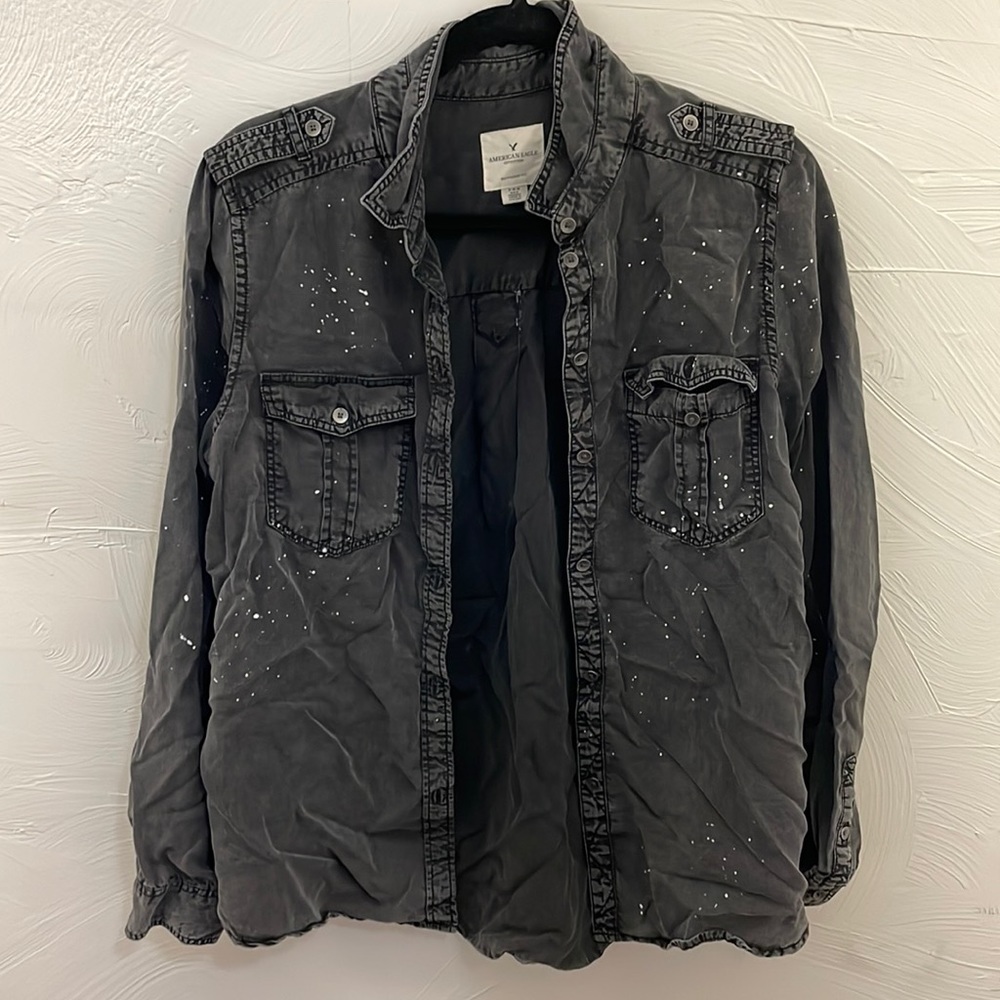 American Eagle Gray Splattered Flannel